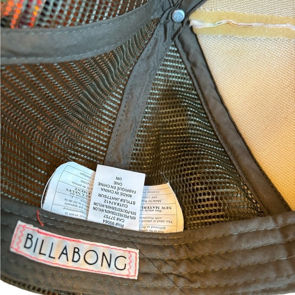 Billabong Pineapple Mesh Snap Back Trucker Hat. - Picture 4 of 5